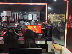 -ROG玩家国度(美罗城店)
