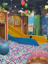 -万达宝贝王(长春红旗街店)