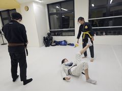 -勇气斑马·巴西柔术&跆拳道(浦东三林店)
