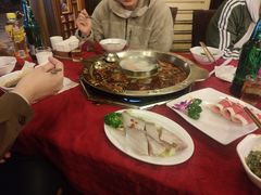 -山城年华老火锅(玉林店)