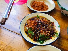 鹌鹑蛋-拈签一笑黄牛肉辣卤串串