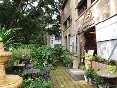 -more than meow吴止猫主题餐厅(承德 中船汇店)