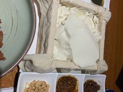 一块豆腐-95号酱骨·一块豆腐(展春园西路店)