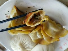 鲜肉锅贴-共和春(甘泉路店)