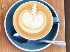 咖啡拿铁-ROAST coffee & eatery