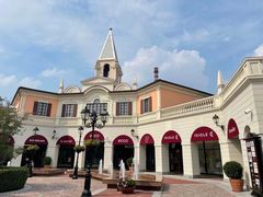 -Longchamp(佛罗伦萨小镇奥特莱斯店)