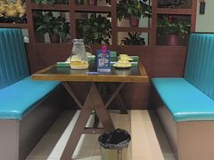 -小红鲸·海鲜餐厅(轸大路店)