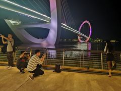 -南京眼步行桥