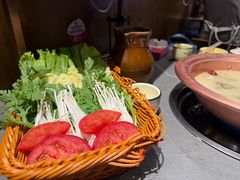 -阿婆情腊排骨火锅·野生菌季(古城旗舰店)