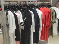 -BIGOFFS 超级折扣(仁恒伊势丹店)