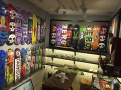 -聚点滑板SPOT SKATE(常熟路店)