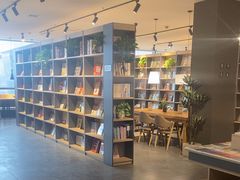 -魔方城市书房(中街益田店)