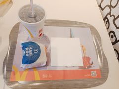 -麦当劳(得来速店)