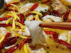 -渔语鱼酸菜鱼新川菜(来福士店)