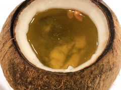 原只椰皇炖竹丝鸡-宜宾海鲜酒家·三十年老字号