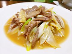酸木瓜炒牛肉-紫滇源云南生态菜(丹凤街店)
