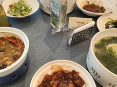 -满江红四季餐厅 · 国家五钻级酒家(新纪元大酒店店)