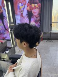 -藤野造型烫发染发