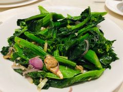 咸鱼炒芥兰-老洋坊饭店(厚街东宝路店)