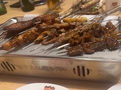 -三个大叔烤羊肉串·炭炉砂锅菜(西三旗店)