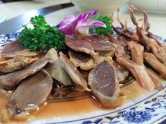 -七的湖·晚芳亭·阳澄湖农家菜·大闸蟹(莲花岛店)