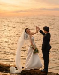 -喜爱高定婚纱摄影
