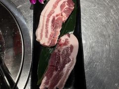 -烤路里·韩国品质自助烤肉(石路天虹4号店)