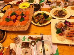 -青瓦餐厅·生鱼片·韩园烤肉(西塔店)