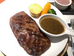 果木风味牛排-斗牛士牛排餐厅(嘉里汇店)