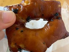 橙皮瓜子碱水面包-WHEN PIGS FLY当猪飞