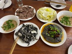 -宝瑞门钉肉饼店