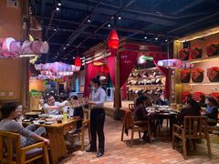 -老滇山寨•云南特色菜•地方菜•民族风情歌舞表演(金碧店)