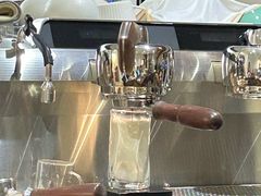 -Line 咖啡(石厦花园店)