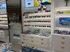 -J-Optical佳视明眼镜·蔡司视觉(青岛金茂览秀城店)