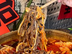 -毛肚向右·川渝毛肚王(经开永旺店)