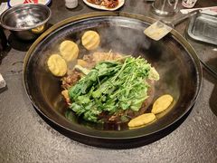 -缘福乡村铁锅炖民宿(八达岭店)