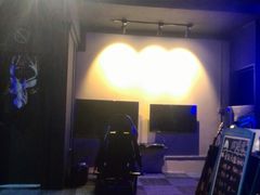 -VR间客漫虚拟现实体验馆(汉街店)