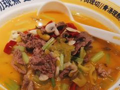 -粉小主·贵州酸汤牛肉粉(南京仙林金鹰店)