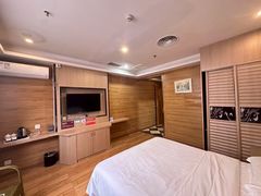 -清水湾酒店(深圳横岗塘坑地铁站店)