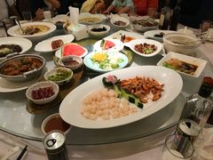 -品悦酒店(三林古镇店)