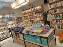 零售区-猫的天空之城概念书店(苏州诚品店)