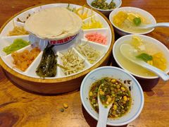 -怪噜范·老贵阳街头名小吃(鸿通城店)