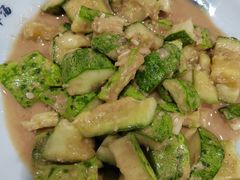 麻酱黄瓜-清真喜兰老丁羊汤特色小吃