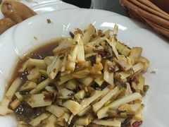 -天乐农家鱼头王(天目湖店)