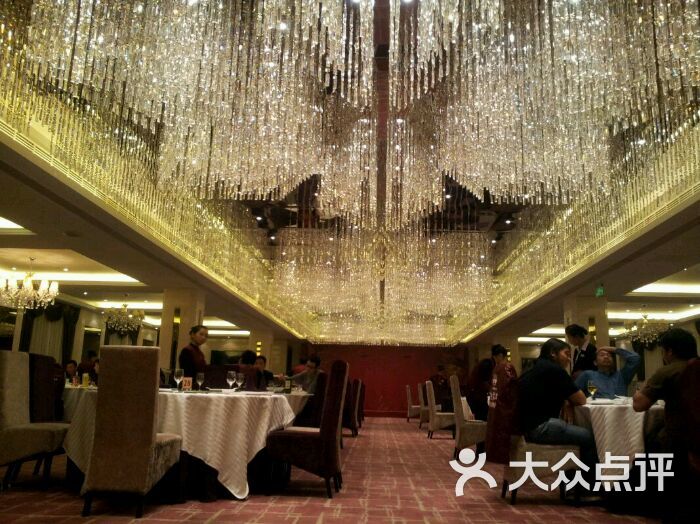 汉通海鲜大酒店