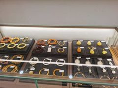 -品真阁华夏典当行(四通桥店)