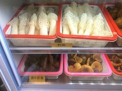 -菌海森林·非遗野生菌火锅(西山区滇池路摩根道店)