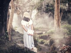 -Chom Cafe and Restaurant