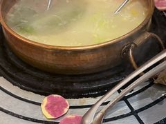 -阿山卓·野生菌火锅·纳西火塘烤肉