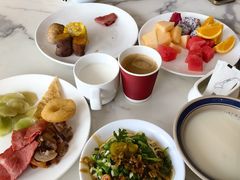 -红鼎豆捞·非遗鲍皇汤火锅(宝丰路店)